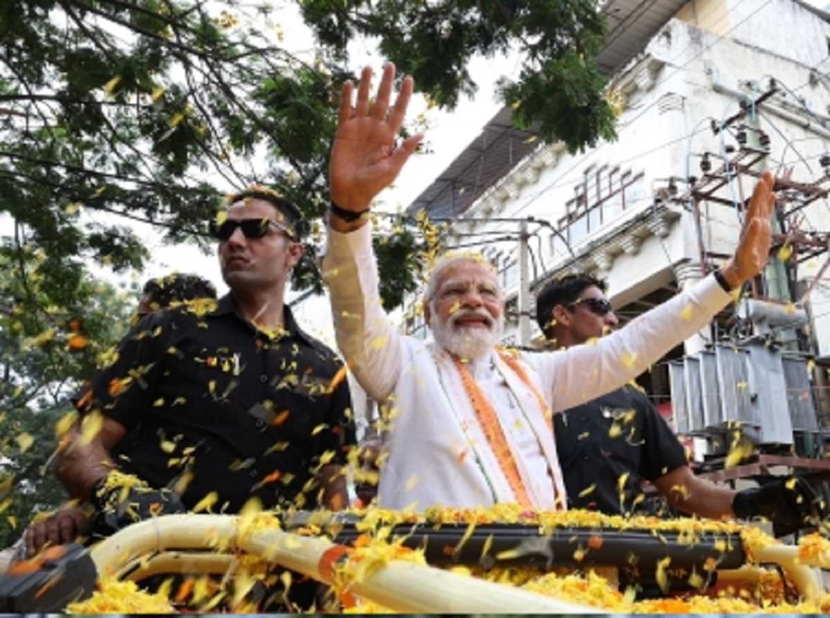 मोदी के मेगा रोड शो के दम पर भाजपा को बेंगलुरु की 28 में से ज्यादातर सीटें जीतने की उम्मीद मोदी के मेगा रोड शो के दम पर भाजपा को बेंगलुरु की 28 में से ज्यादातर सीटें जीतने की उम्मीद